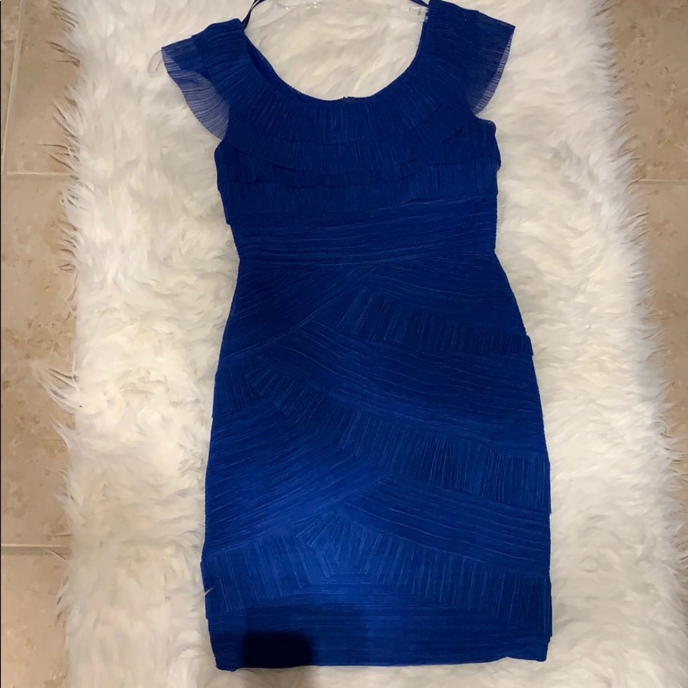 Bcbg maxazria royal blue ruffle dress size 8